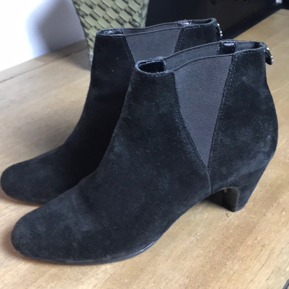 SAM EDELMAN MORRILLO SUEDE BOOTIES